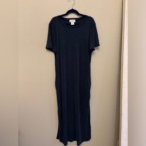 Chic Navy Midi Dress